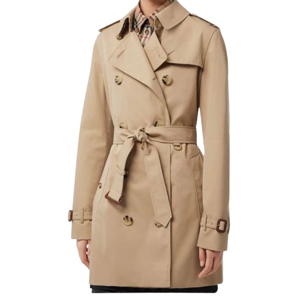BURBERRY THE KENSINGTON SHORT TRENCH COAT MSRP $2,590 - Picture 1 of 14